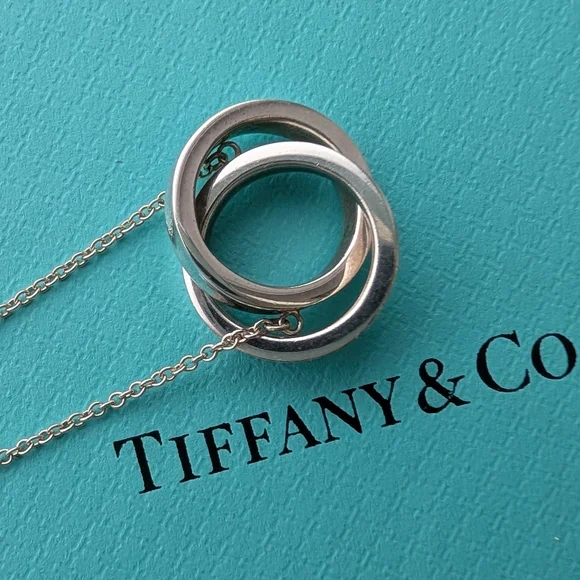 Tiffany & Co. 1837 Small Sterling Silver Interlocking Circles Necklace - Picture 10 of 14